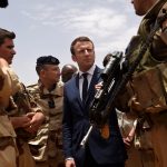 Le nouveau président français au Nord-Mali juste après son élection. D. R.